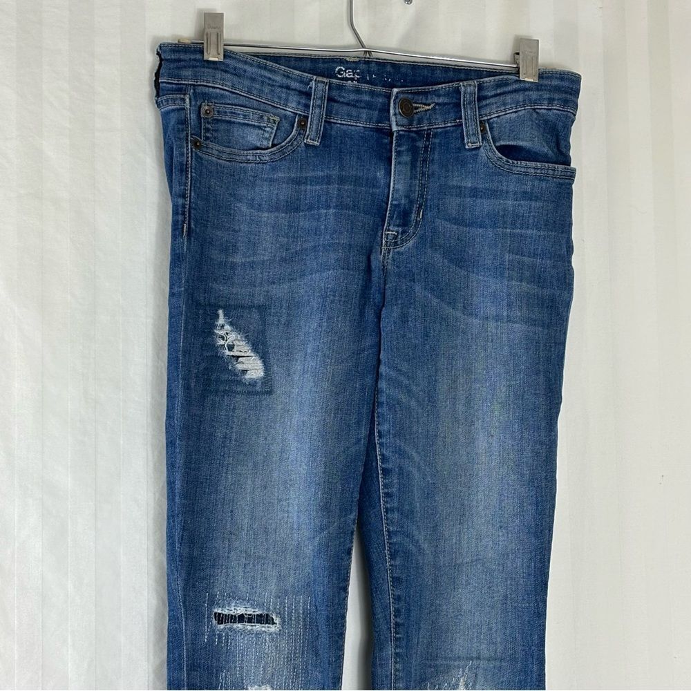 Gap True Skinny Distressed Jeans Size 0 / 25R Medium Wash EUC - Picture 4 of 12